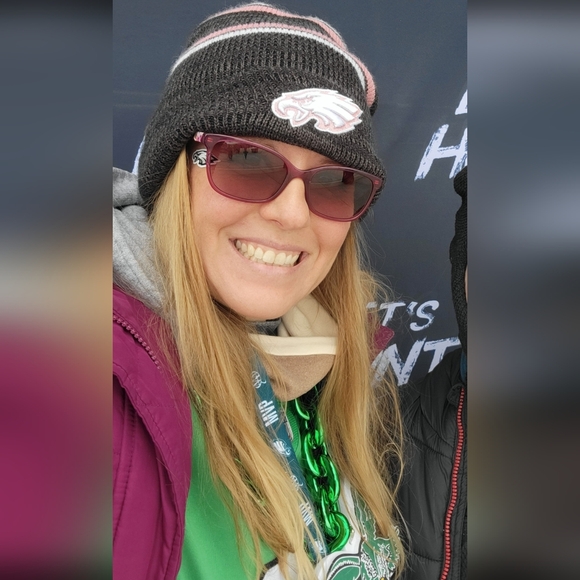 Meet your Posher, Tania - Picture 1 of 4